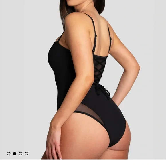 TA3 Squarey Thin Straps Swimsuit - Picture 7 of 7